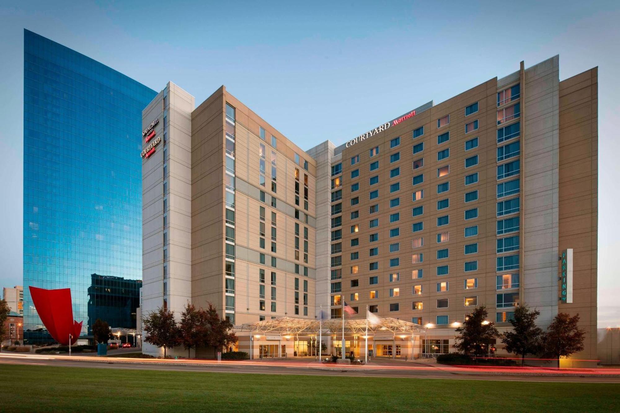 Courtyard Indianapolis Downtown Hotel Luaran gambar